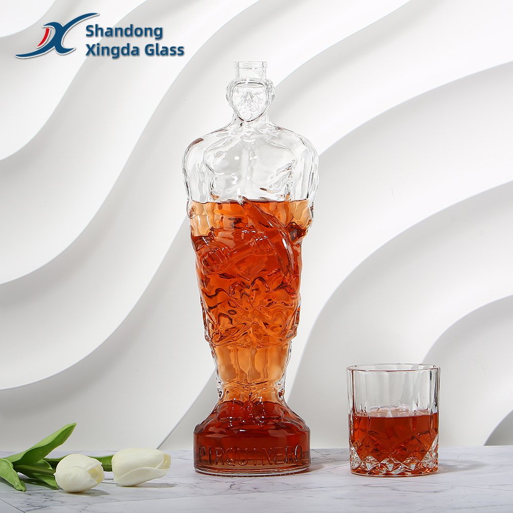 Xingda Gin Bottle Fancy Liquor Glass Bottle Wholesale 750ml Screen Printing Glass Bottles for Mineral Water Beverage Cork