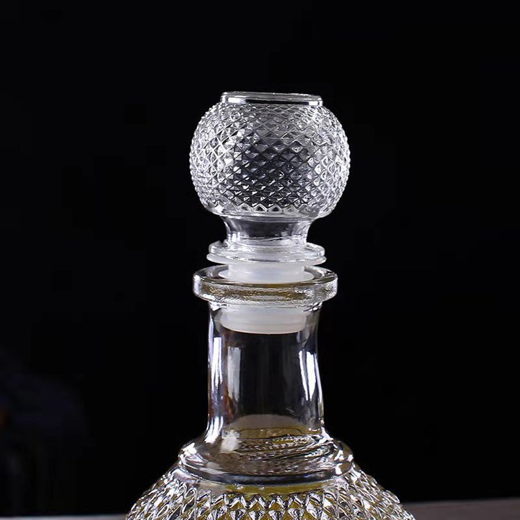 Wholesale Earth Shapred 250ml 500ml 1000ml Recycled Empty Luxury Fancy Clear Whiskey Decanter Tequila Glass Bottles