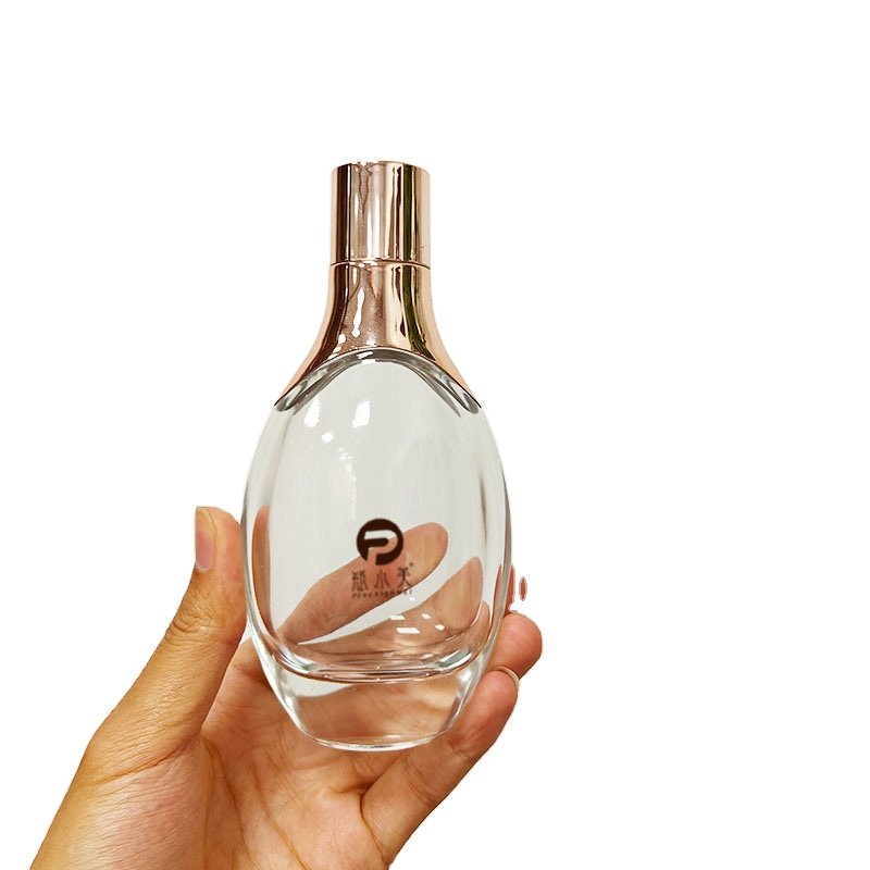 Factory wholesales Cosmetic bottle Oblate bottle Glass bottle with cover