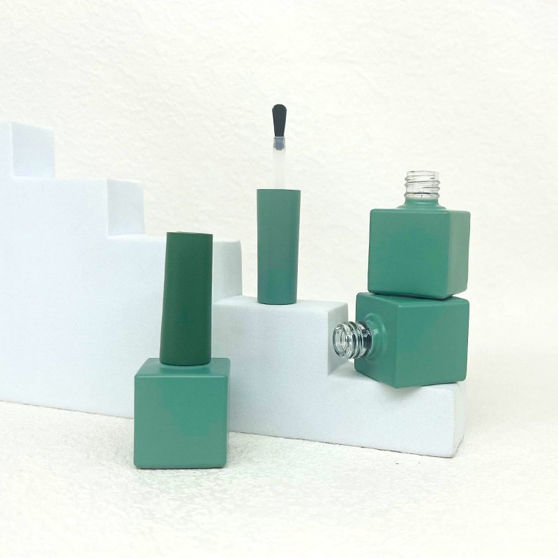 11Ml Factory OEM Square logo custom gel nail polish bottle cap 11ml clear frost Cosmetic Packaging nail polish bottle supplier