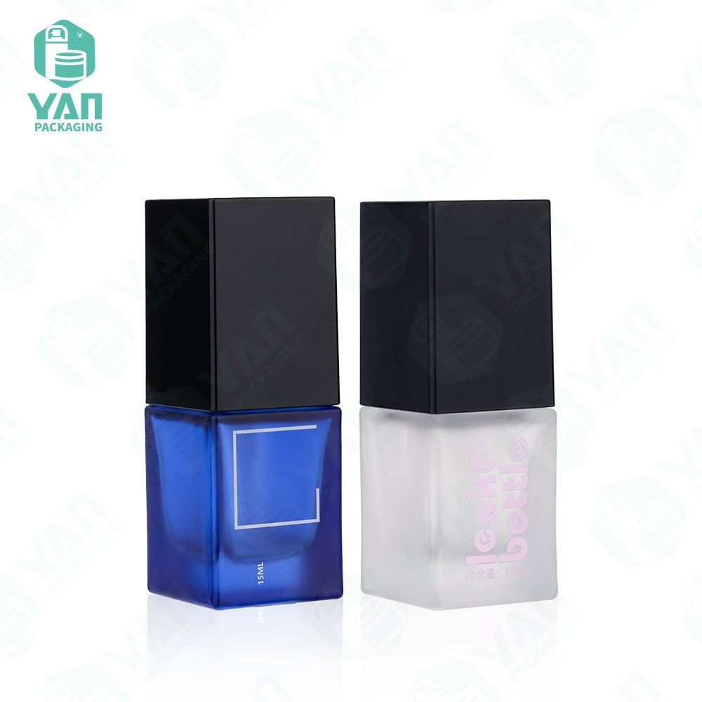 YAN Packaging cosmetics 15ml frosted blue flat square glass lotion pump spray bottle black plastic cap