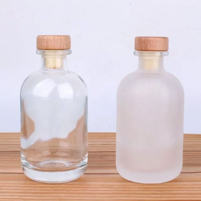 Wholesale customized gin bottle 350ml 375ml 500ml 700ml 750 ml gin brandy soda wine glass bottles