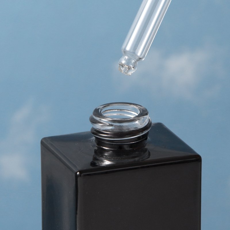 New factory direct spot cosmetic glass bottle essence bottle 30 ml glass empty bottle can print LOGO in small batches