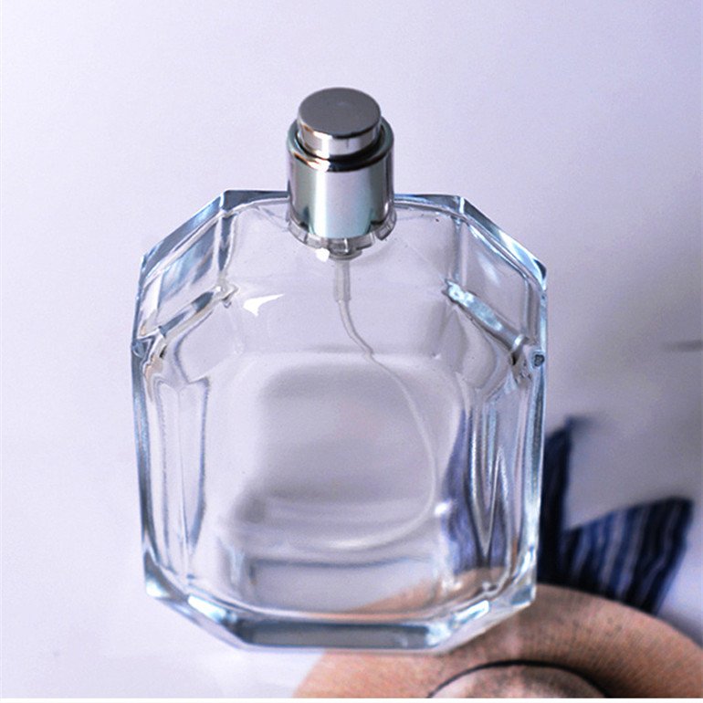 Factory price luxury portable empty square transparent spray 30 ml 50 ml 100 ml glass Perfume bottles