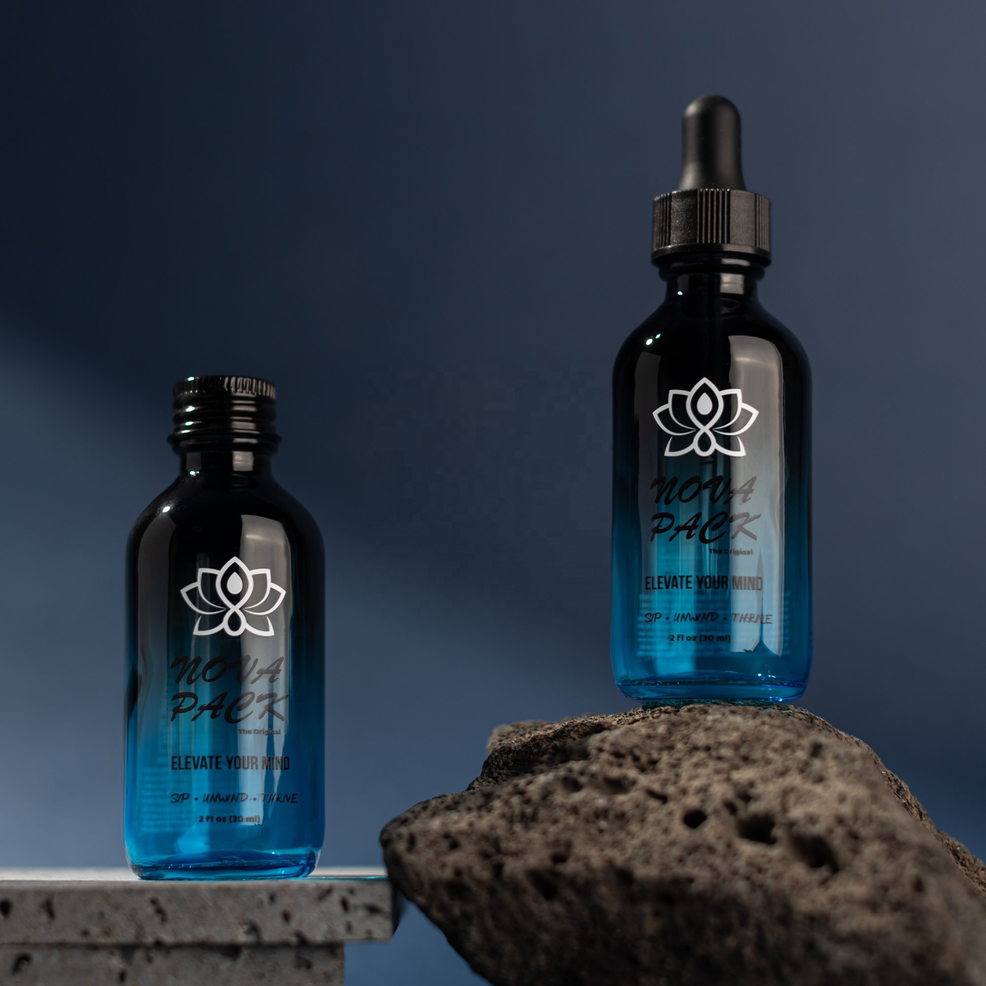 Luxury gradient blue black cosmetics bottle 1oz 2oz boston round glass bottles empty beard balm oil packaging serum pump bottle