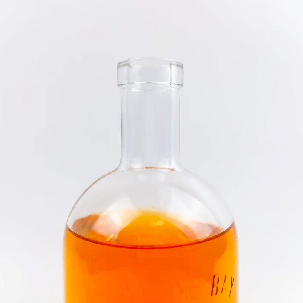 Wholesale High Quality Clear Crystal Spirit Bottle500 ml 700ml 750ml Whisky Brandy Vodka Glass liquor Spirit Bottle