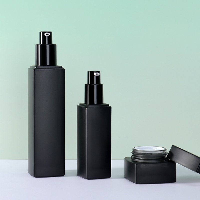 luxury cosmetic containers and packaging spray pump bottle oil dropper bottle matte black glass bottles for cosmetics