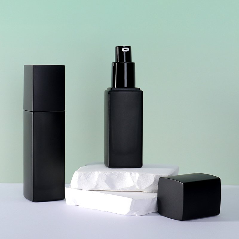 luxury cosmetic containers and packaging spray pump bottle oil dropper bottle matte black glass bottles for cosmetics