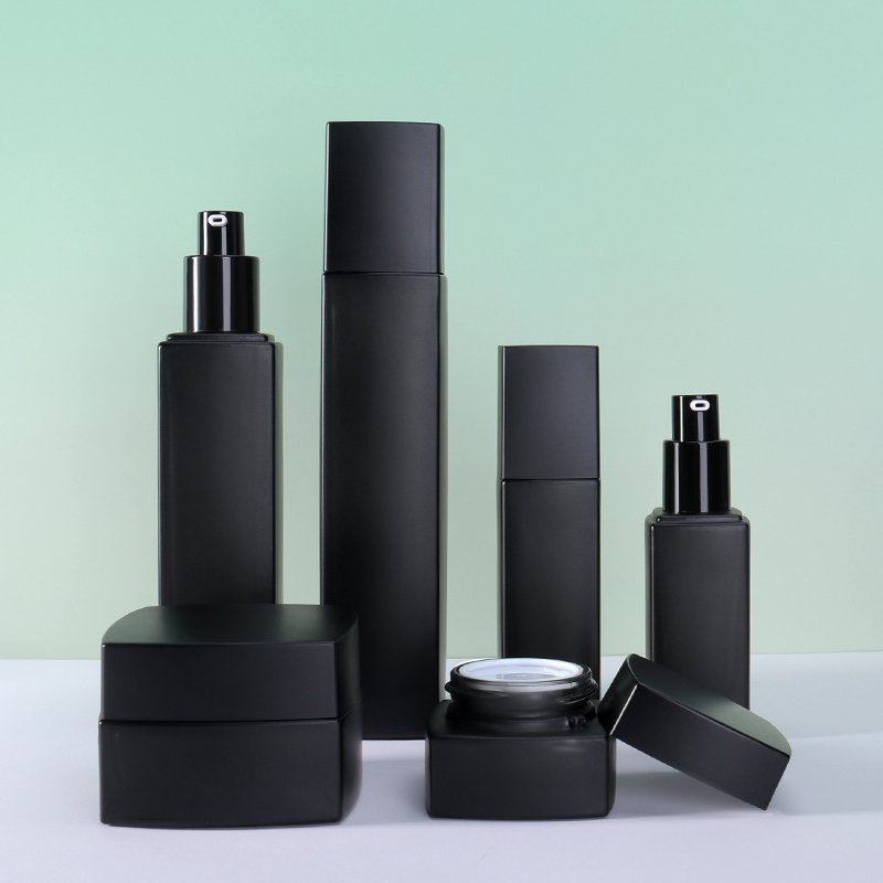 luxury cosmetic containers and packaging spray pump bottle oil dropper bottle matte black glass bottles for cosmetics