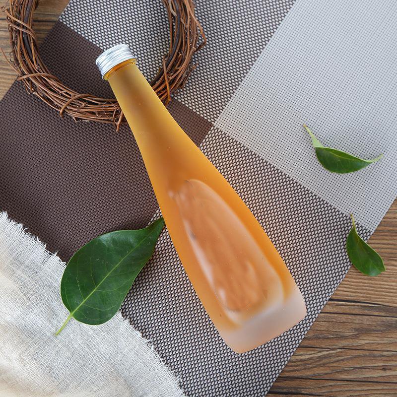 Wholesale Custom Logo100ml 16oz 330ml Tea Juice Water Carbonated Alcoholic Beverage Milk Glass Bottle Botella De Vidrio