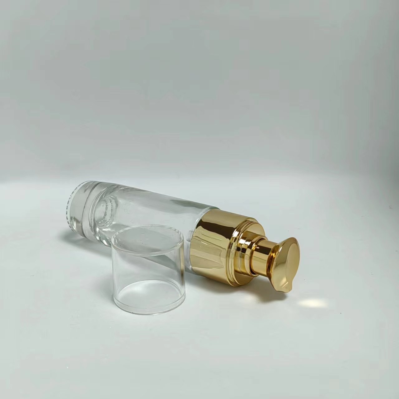 20ml 30ml clear frost glass pressing lotion pump cosmetics packaging skin care serum bottle with rose gold silver lid