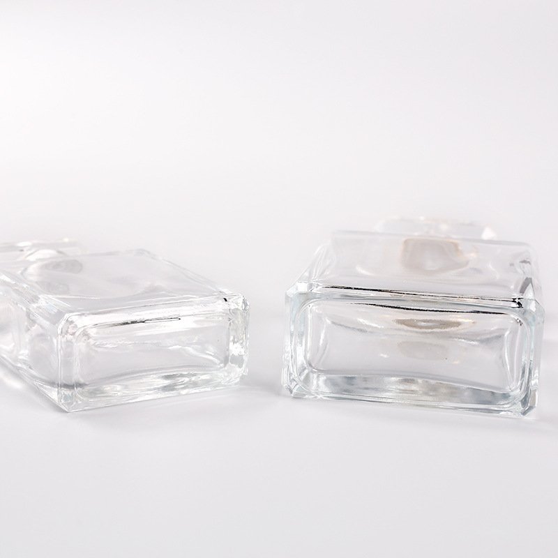 Wholesale 30ml 50 ml 75ml 100ml Empty Luxury Flat Square Spray Fragrance Parfum Bottle Black Refillable Perfume Glass Bottle