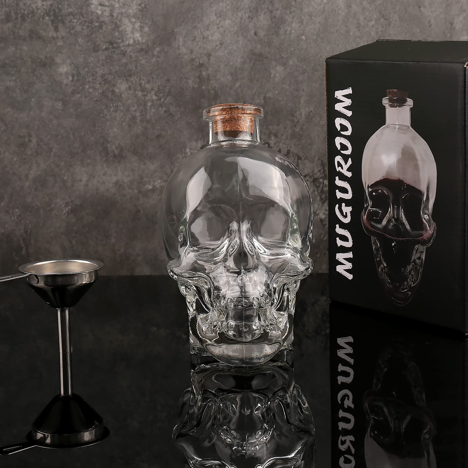 750ml Unique Shaped Skull Glass Spirits Vodka Whisky Gin Liquor Glass Bottles With Cork Or Screw Cap