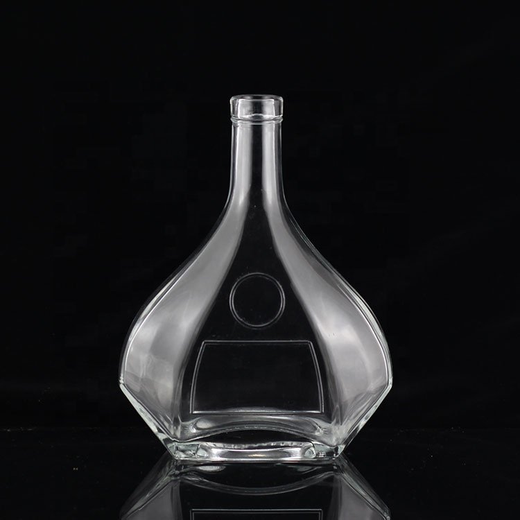 750ml Cut Shape Custom Made Wine Bottle Unique Design Glass Spirits Bottle