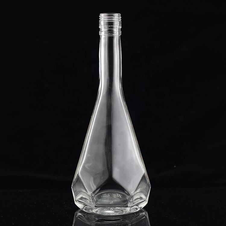 750ml Cut Shape Custom Made Wine Bottle Unique Design Glass Spirits Bottle