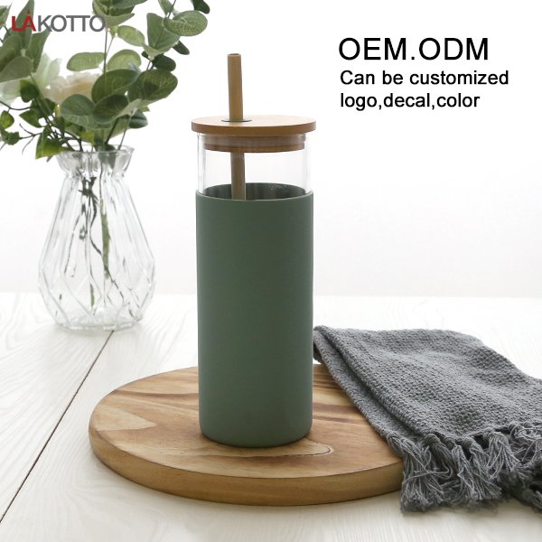 Lid Silicone Sleeve Bottle Glass Water Drinking Bottle with Straw Eco-friendly 500ml Glass Tumbler Bamboo New Creative Gym