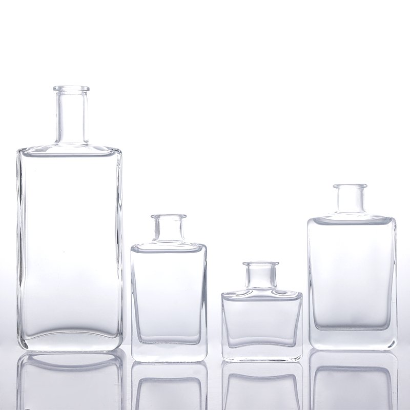 Inventory Wholesale Simplicity Square Flat Transparent Empty 500ml Wine Bottle With Cork Glass Lid And Packaging Box