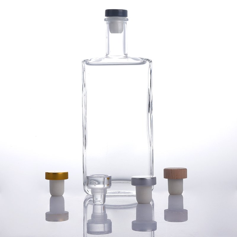 Inventory Wholesale Simplicity Square Flat Transparent Empty 500ml Wine Bottle With Cork Glass Lid And Packaging Box