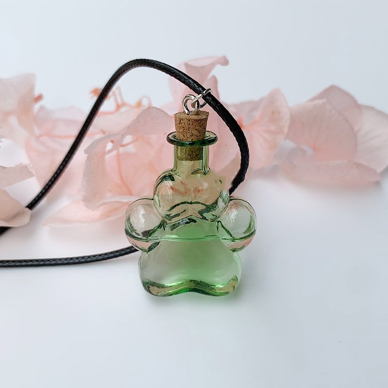 Colorful Mini cute claws shaped wishing vials Home Decoration storage jar Pendant Necklace corked glass bottle