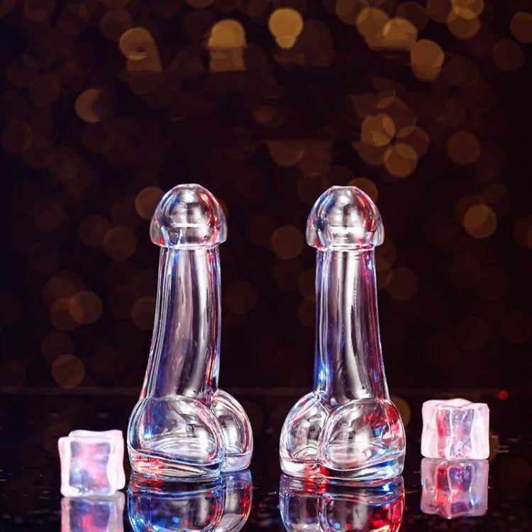Wholesale Transparent Penis Shape Drinking Wine Glass Bottle Mug Cocktail Cup Bar Bachelor Party Dildo Glass Cup