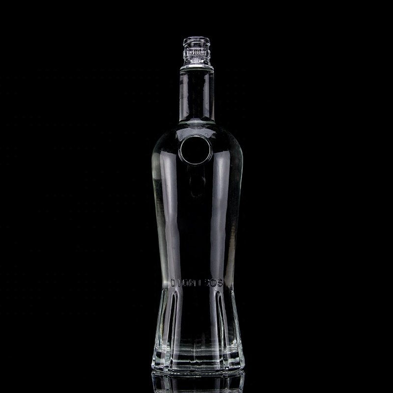 Carved Glass Empty Liquor Bottle 500ml 750ml High Grade Liquor Distilled Spirits Glass Bottle Wholesale