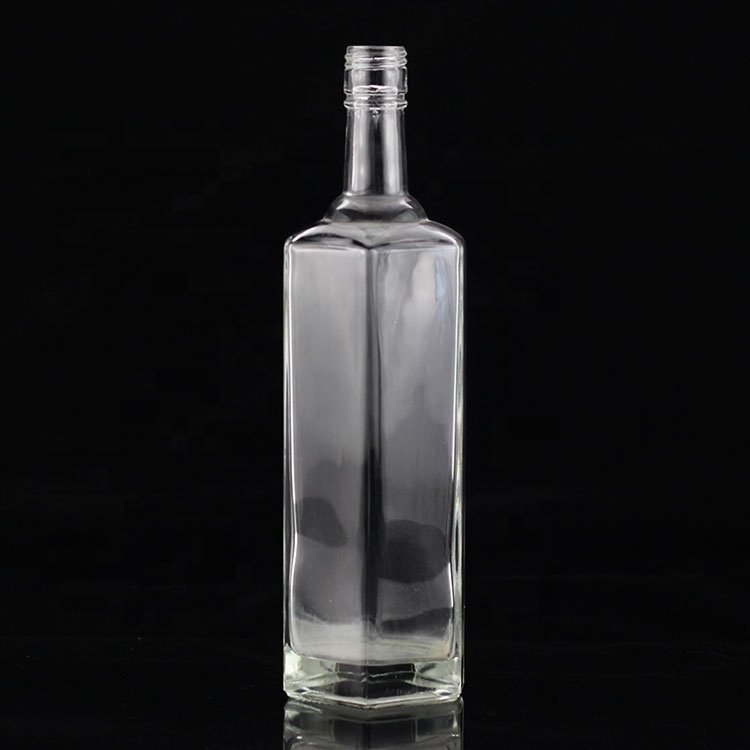 Carved Glass Empty Liquor Bottle 500ml 750ml High Grade Liquor Distilled Spirits Glass Bottle Wholesale