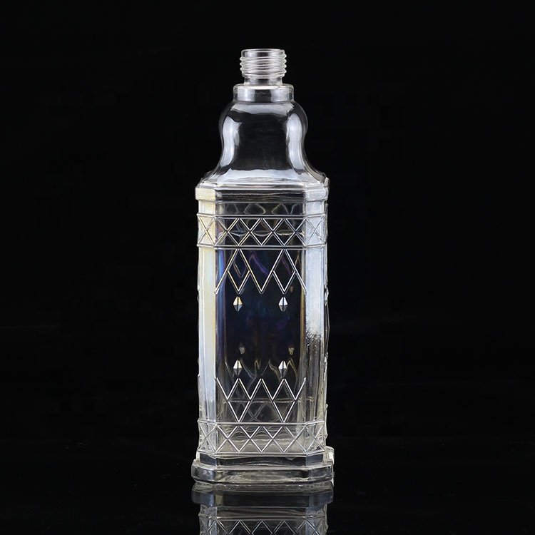 Carved Glass Empty Liquor Bottle 500ml 750ml High Grade Liquor Distilled Spirits Glass Bottle Wholesale