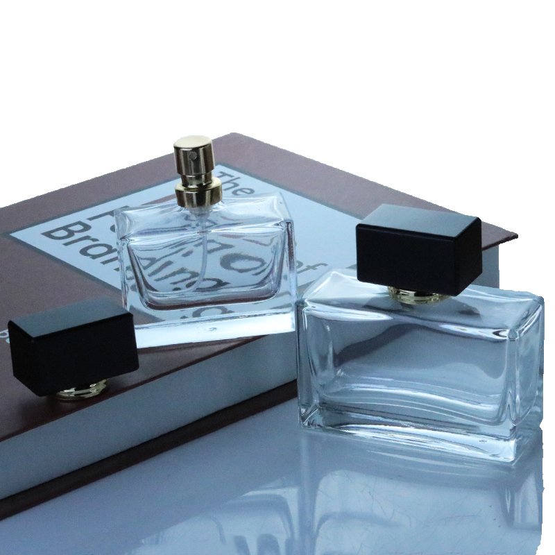 High quality Bottle for perfume Black cap 50ml Empty Square Perfume Glass Bottle with Sprayer (GPM54)