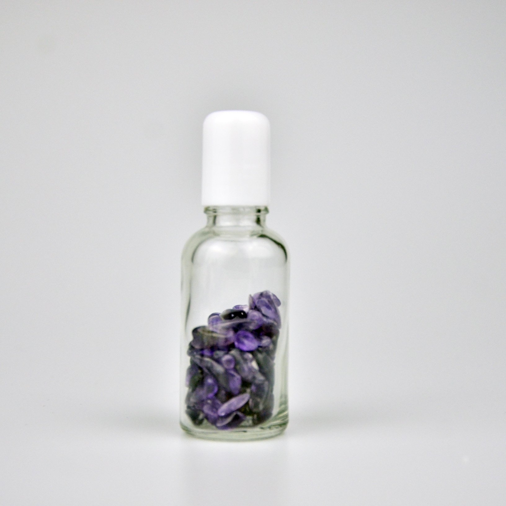Attractive Empty 5ml 10ml 15ml 20ml 30ml 50ml Deodorant Roller Bottles Essential Oil Roll on Glass Bottles with Colorful Stones