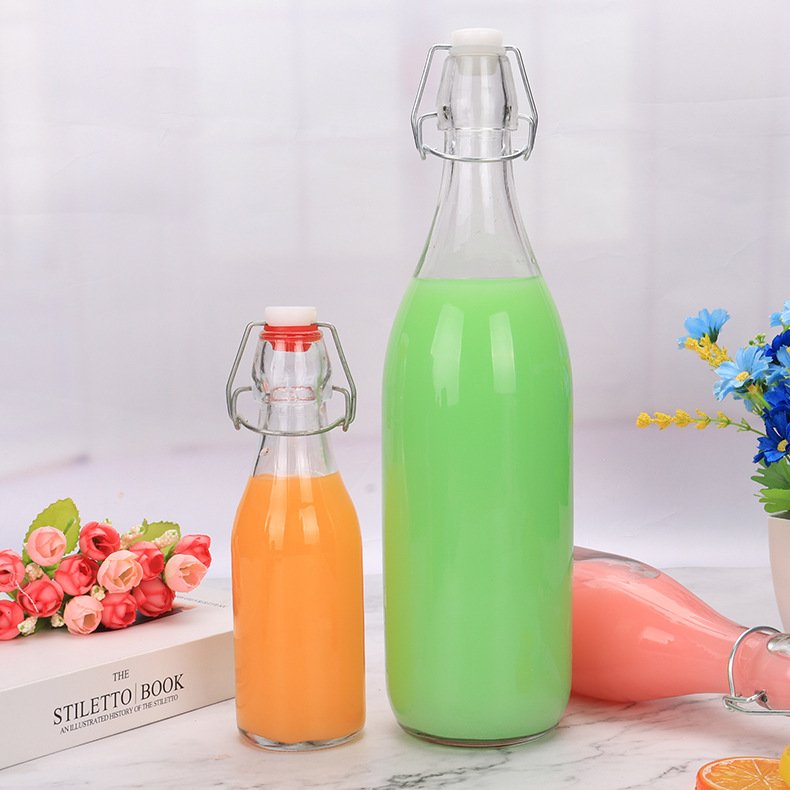 high quality 100ml 200ml 250ml 300ml customizable Airtight Sealed Glass Bottles With Buckles Lid