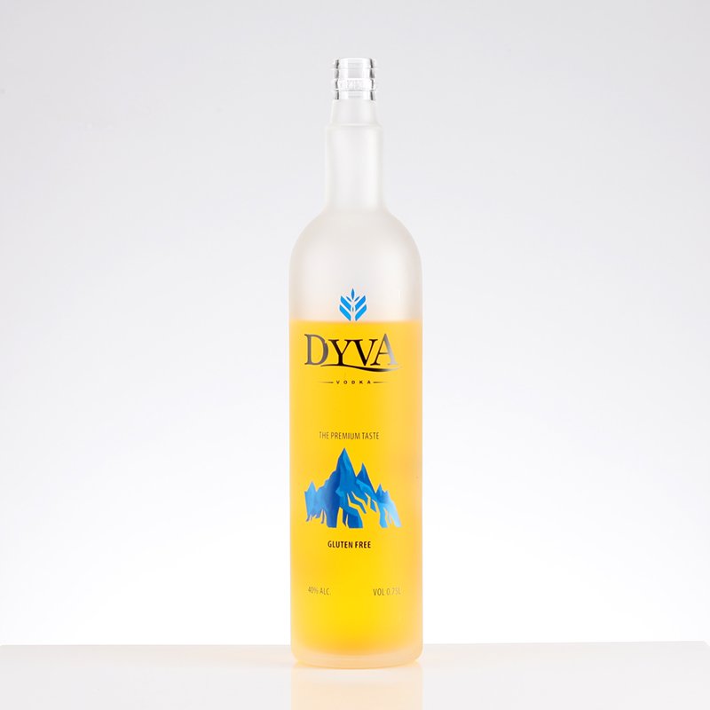 750ml frosted glass bottle for Brandy bottles , Whiskeybottles, Rumbottles, Tequila bottles and Vodka bottles