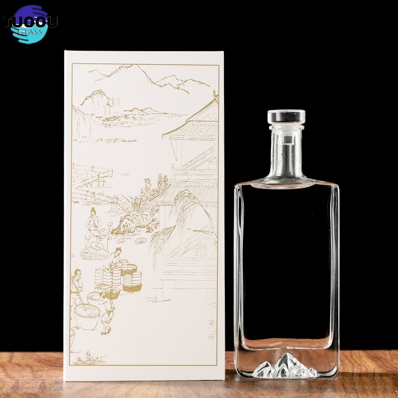 Inventory Wholesale Simplicity Square Flat Transparent Empty 500ml Wine Bottle With Cork Glass Lid And Packaging Box