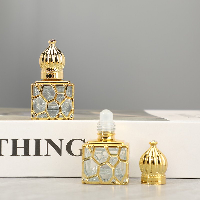 Wholesale High Quality Empty 10ml UV Coated Luxury Fancy Arabic Dubai Style Roller Roll On Bottles for perfume Essential Oil