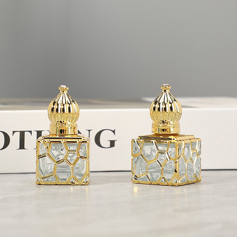 Wholesale High Quality Empty 10ml UV Coated Luxury Fancy Arabic Dubai Style Roller Roll On Bottles for perfume Essential Oil