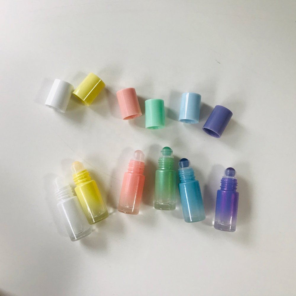 wholesale 5ml ombre pink green purple yellow white blue gradient essential oil glass bottle with gemstone crystal roller