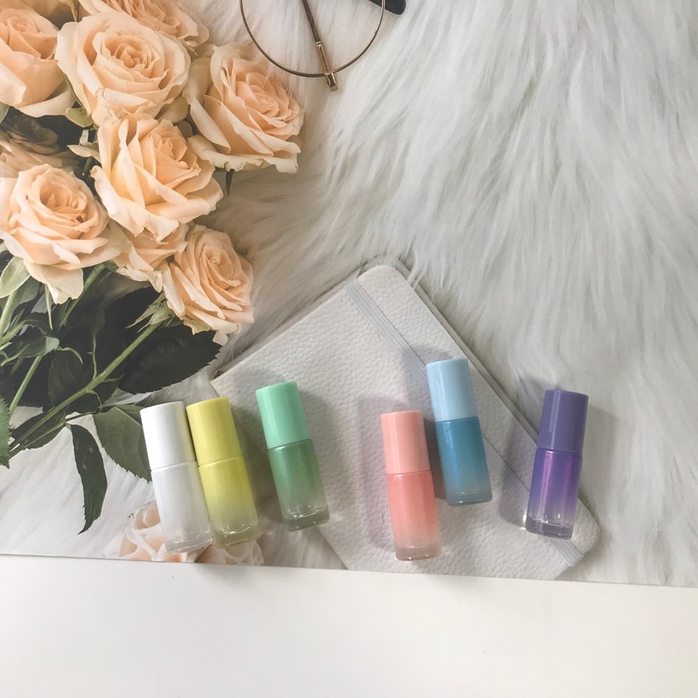 wholesale 5ml ombre pink green purple yellow white blue gradient essential oil glass bottle with gemstone crystal roller