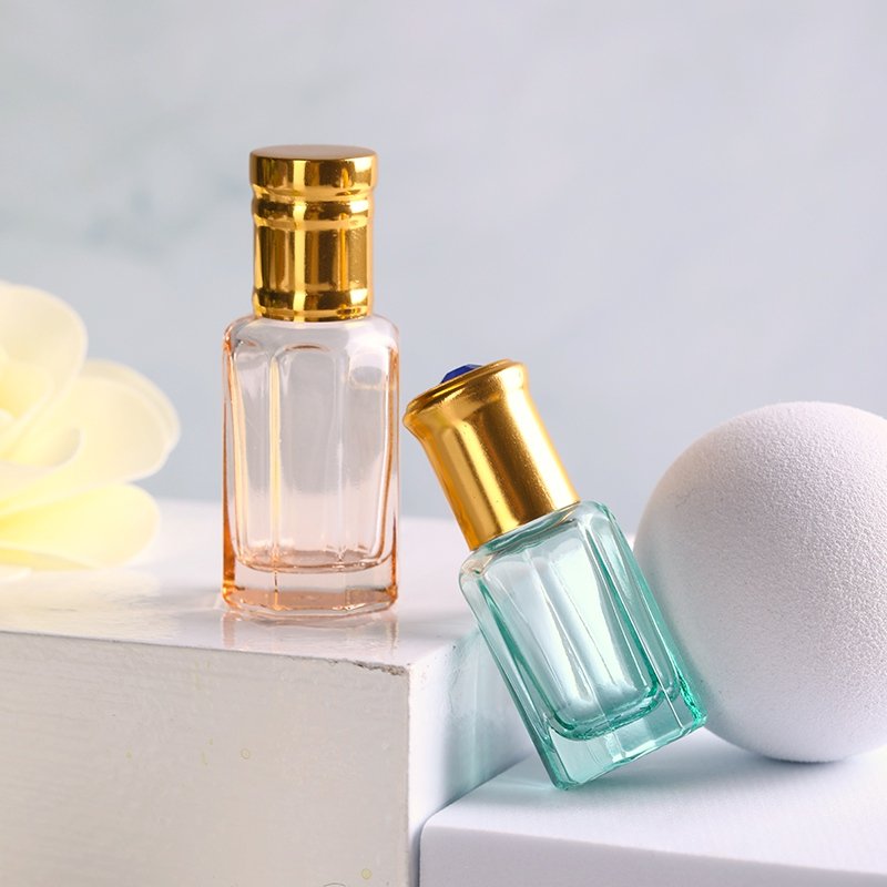 Polygon Shape Essential Oil Bottle with Black Plastic Lid and Gold Lid Mini Roll-On Perfume Bottle Glass Bottles for Serum Use