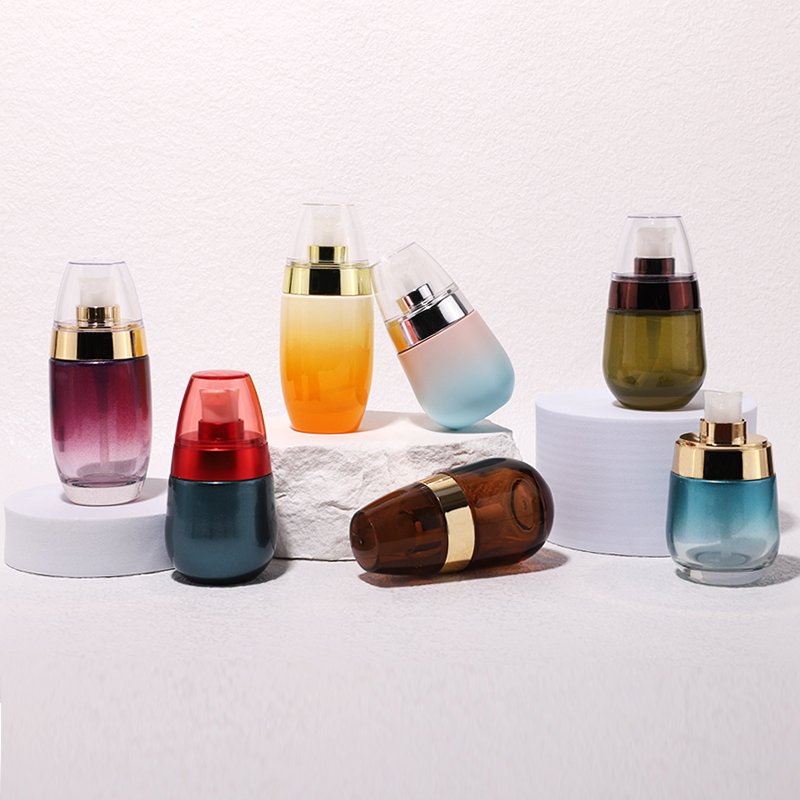 30ml Clear Glass round Bottom Skincare Packaging Container Skin Care Lotion Pump Bottle with Gold Cap for Cosmetics Serums Oils
