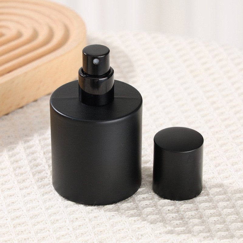 Custom Design 30ml 500ml Black Empty Luxury Flat Round Spray Fragrance Perfume Bottle Refillable Perfume Glass Bottle