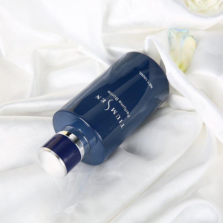 Wholesale 30ml 50 Ml 75ml 100ml Empty Luxury Flat Cylinder Spray Fragrance Parfum Bottle Blue Refillable Perfume Glass Bottle