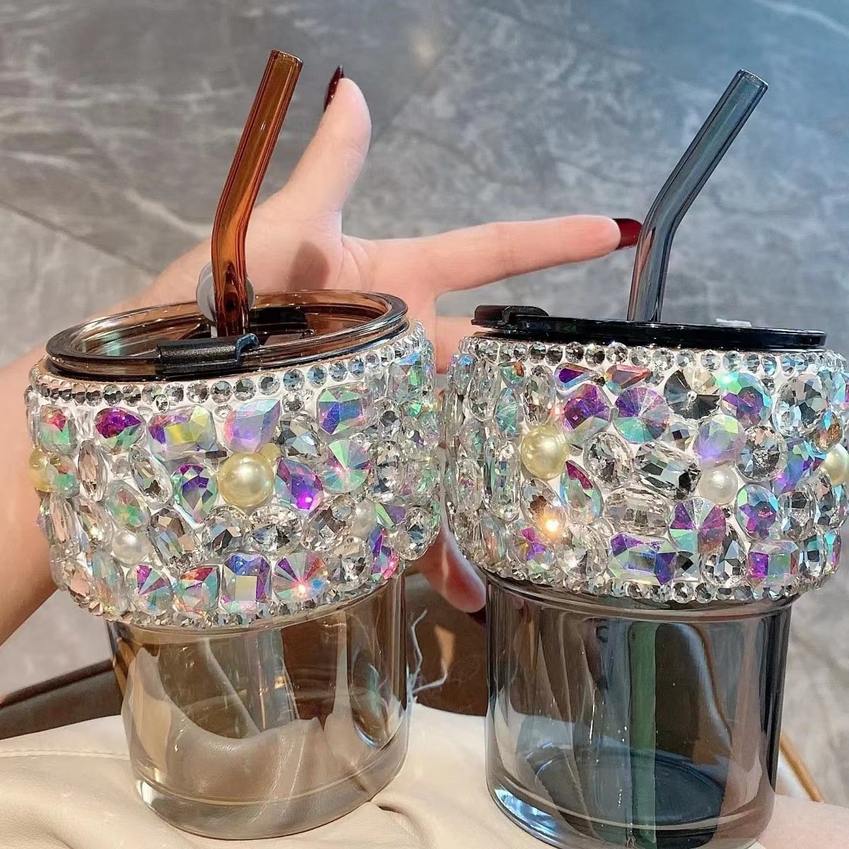 Seaygift 2023 New creative portable diamond studded glass water bottle bling rhinestone glitter water bottle tumbler cup