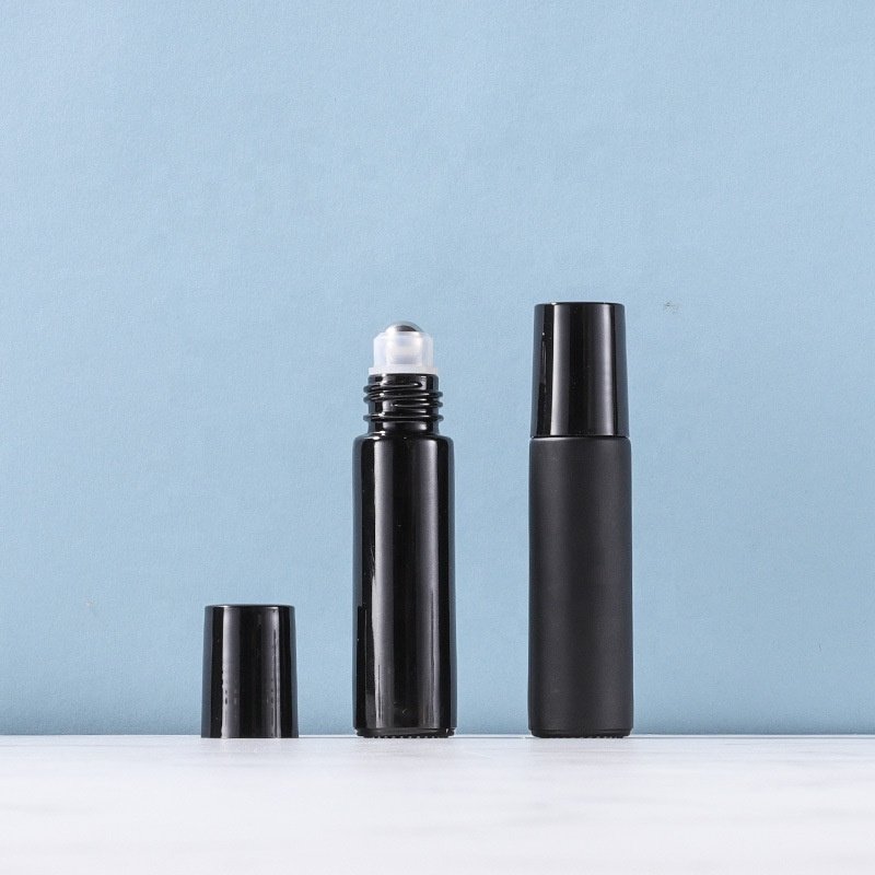 Factory custom empty 10 ml frosted black eyes bead ball glass Essential oil bottle with plastic cap