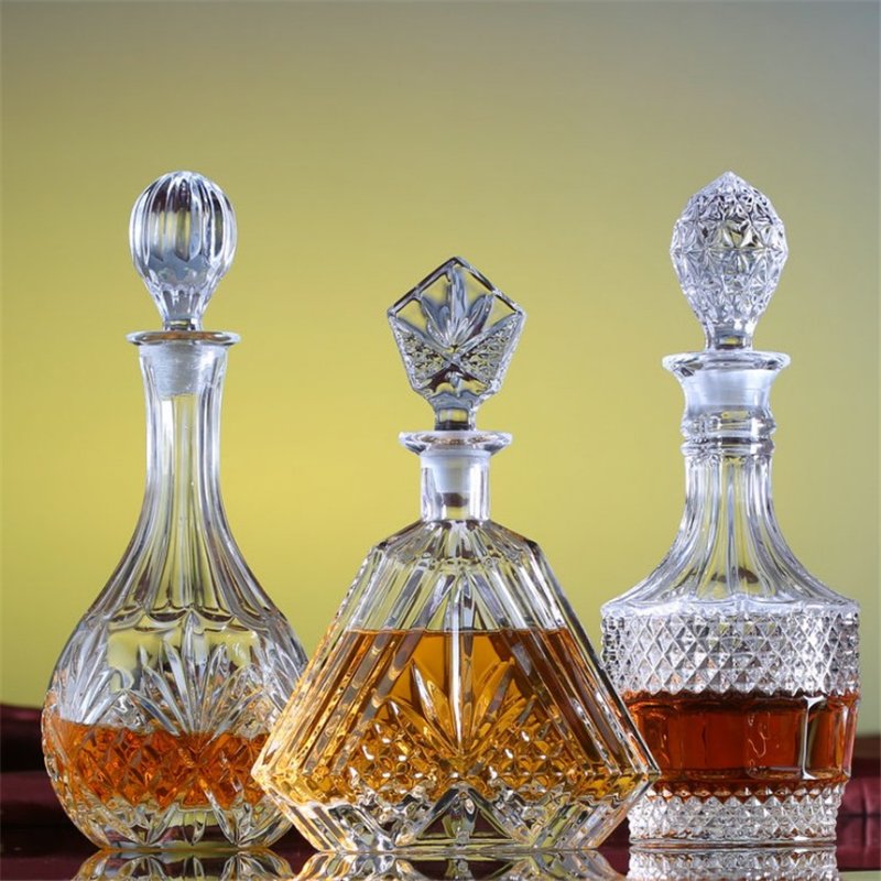 Upscale whiskey bottle 750ml diamond whiskey glass bottle 500ml for sale