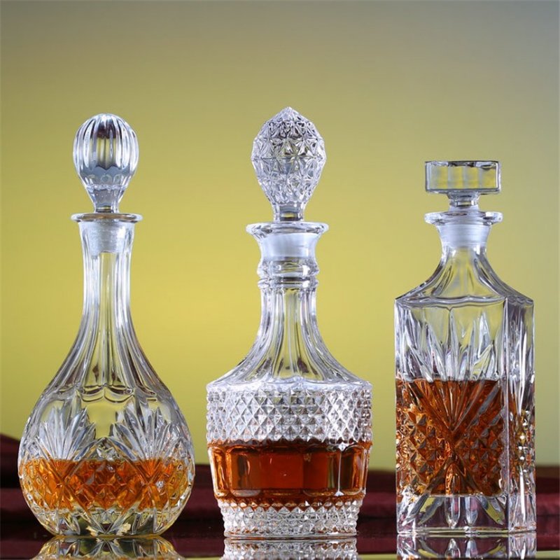 Upscale whiskey bottle 750ml diamond whiskey glass bottle 500ml for sale