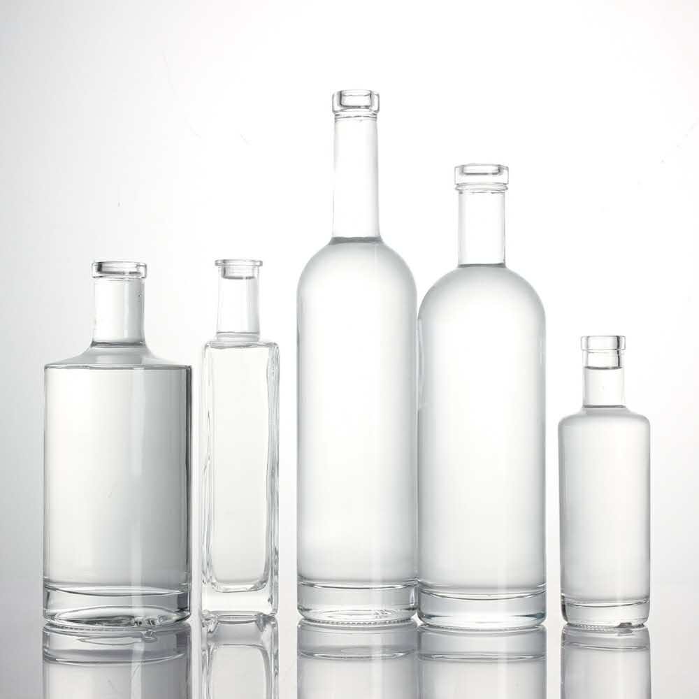 500 ml 700 ml 750 ml standard transparent super extra flint liquor spirits vodka gin glass bottle with cork stopper