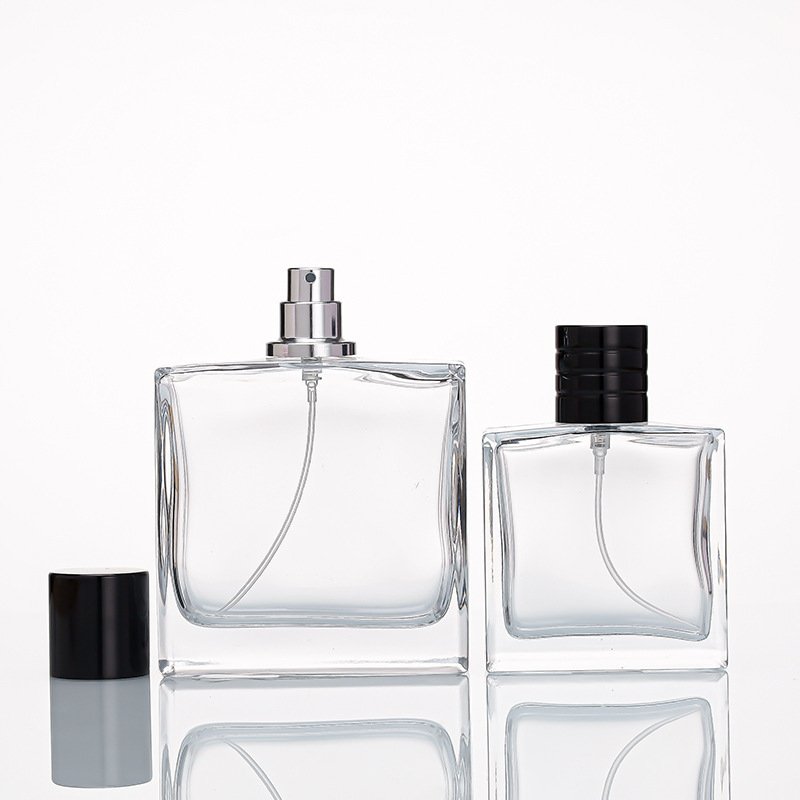 Luxury 50ml 100ml gradient square high-end glass mist spray 50 ml 100ml perfume bottle with round black magnetic cap