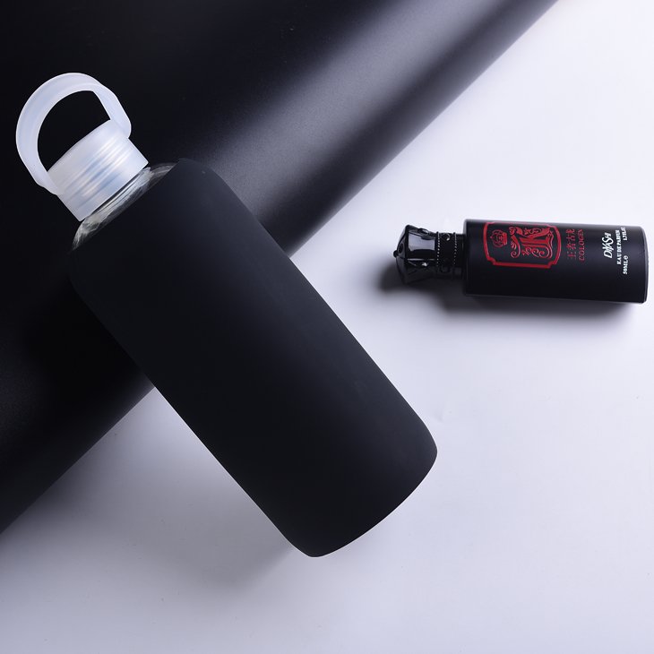 Drinking Borosilicate Glass Water Bottle With Silicone Sleeve