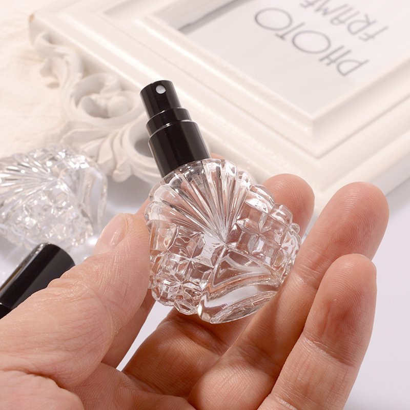 MUB Free Samples Empty Mini Capacity 15ml Glass Bottle Refillable Perfume Bottle Fashion Luxury Design Hot