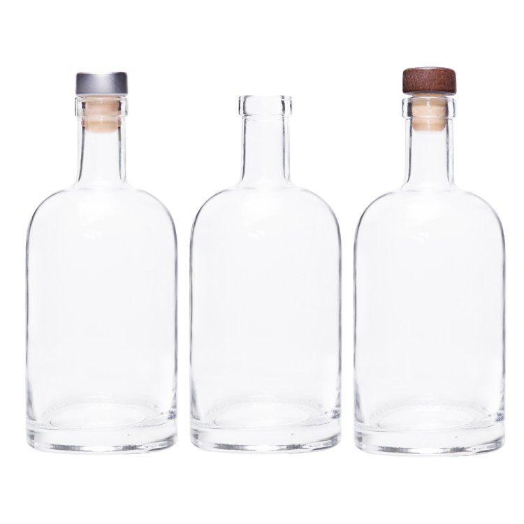 750ml Round Vodka Glass Bottle Elegant Glass Bottle Vodka Liquor 750ml thick Resistant Vodka With Cork
