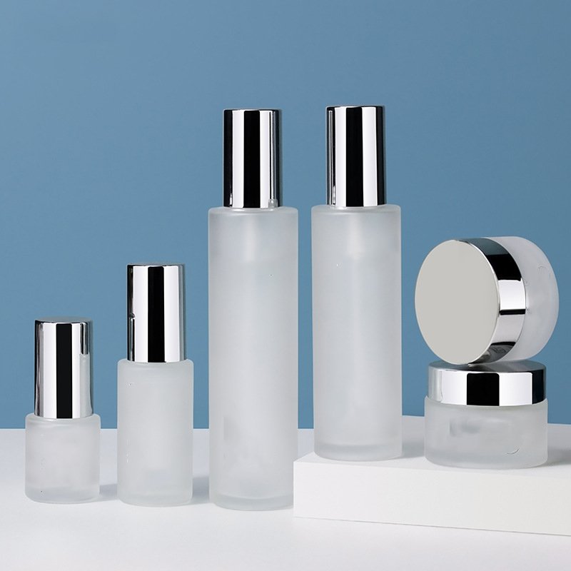 Factory Clear Frosted Glass Bottles Facial Toner Essential Oil Bottle with Shinny Silver Cap Serum Skin Care Glass Bottles Jars